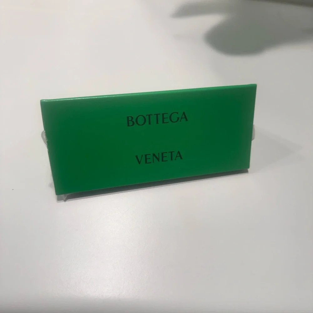 Bottega Veneta Green Sign
